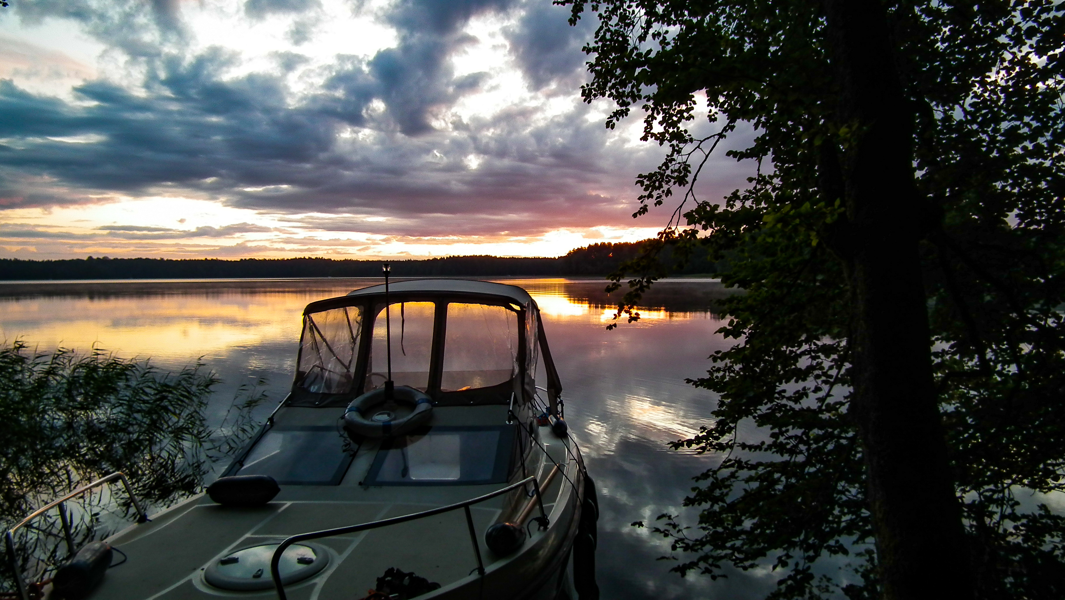 wschód słońca Jezioro Jeziorak